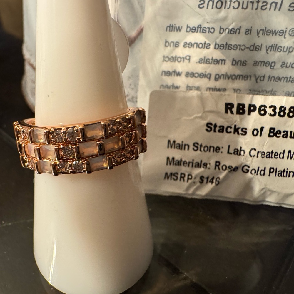 Stacks of beauty ring bomb party size 8